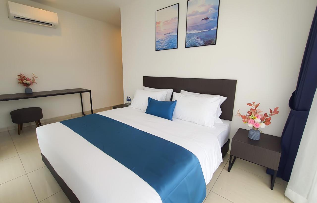 Ramada Suites By Wyndham The Straits ยะโฮร์บาห์รู ภายนอก รูปภาพ