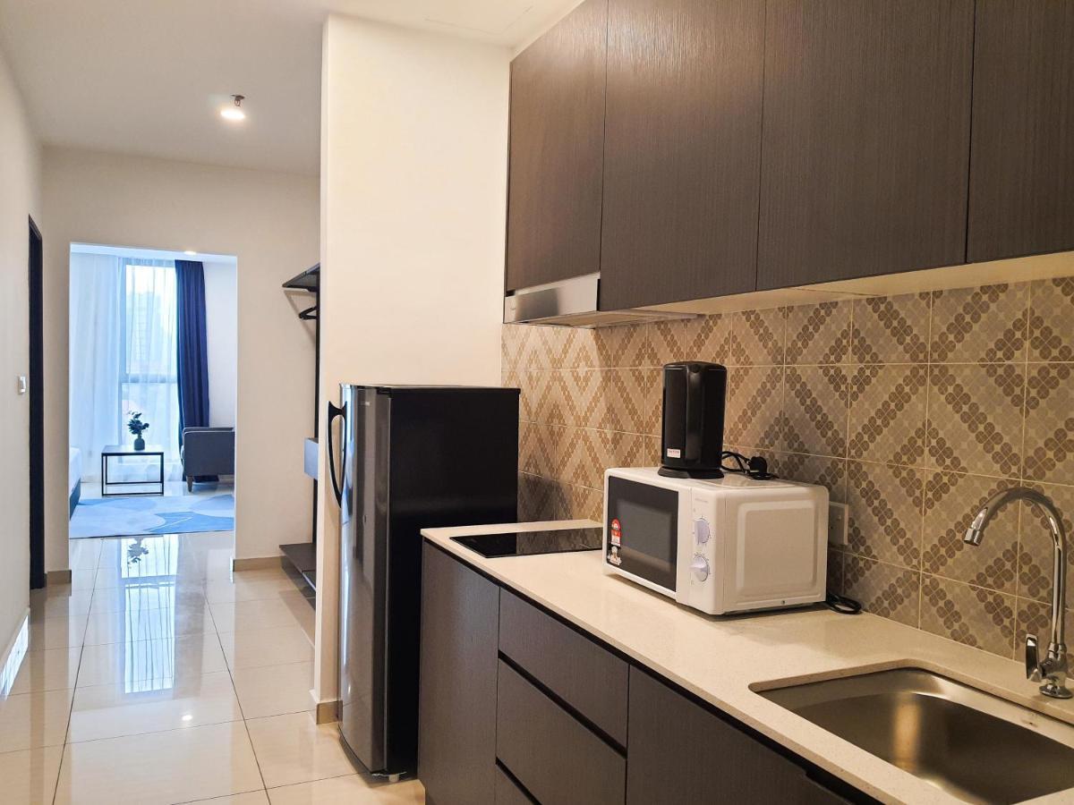 Ramada Suites By Wyndham The Straits ยะโฮร์บาห์รู ภายนอก รูปภาพ